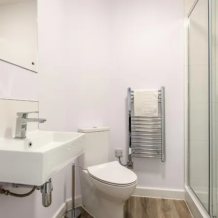 Modern In The Heart Of * Йорк